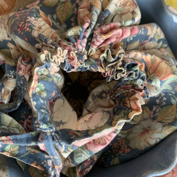 Vintage Clay Pen Pottery, bread warmer - Picture 6 of 7